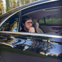 Как работы Александра Данилова покорили звездных стилистов и ТВ-ведущих