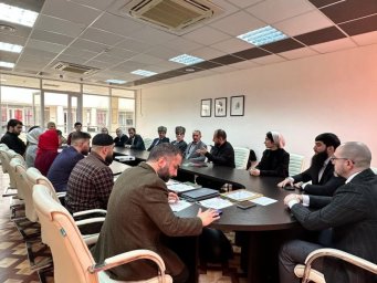 Юные чеченцы восстанавливают памятники ВОВ, формируя историческую память республики